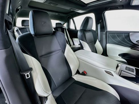 Certified 2025 Lexus LS 500 F Sport AWD/4WD image 26