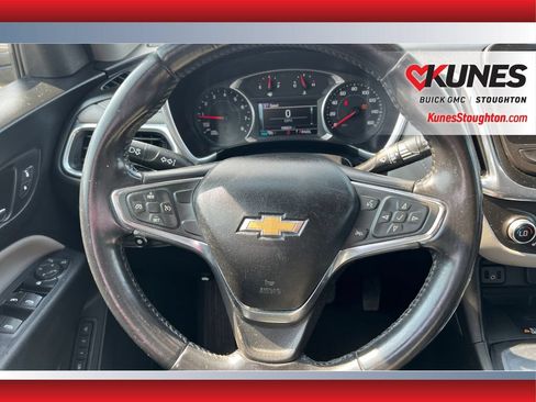 Used 2018 Chevrolet Equinox Premier FWD image 14