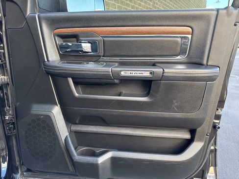 Used 2018 RAM 2500 Laramie w/ Cold Weather Group image 36