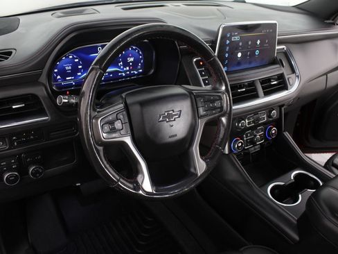 Used 2023 Chevrolet Suburban RST AWD/4WD image 9