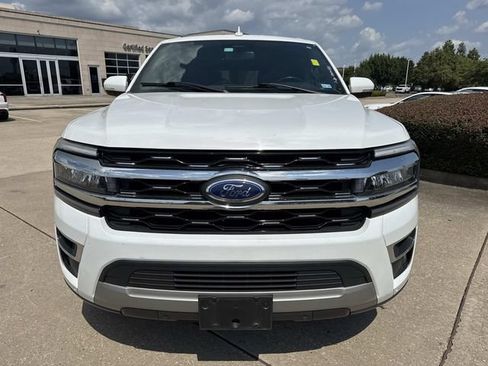 Used 2023 Ford Expedition Max Limited RWD image 2