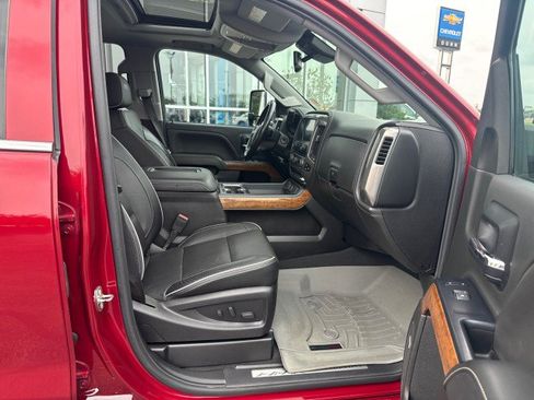Used 2019 Chevrolet Silverado 3500 High Country w/ Duramax Plus Package AWD/4WD image 31