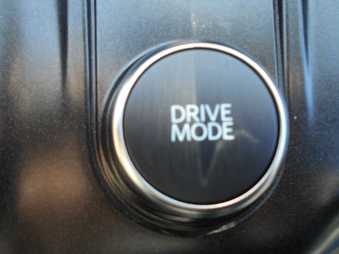 Used 2025 Ford Explorer ST AWD/4WD image 14