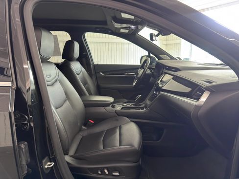 Used 2020 Cadillac XT6 Premium Luxury FWD image 10