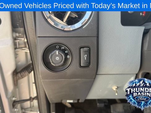 Used 2015 Ford F350 XLT w/ XLT Interior Package AWD/4WD image 11