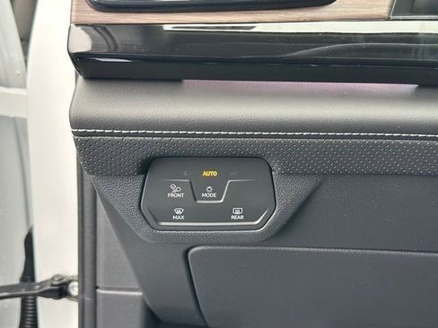 New 2026 Volkswagen Atlas SEL Premium R-Line image 25