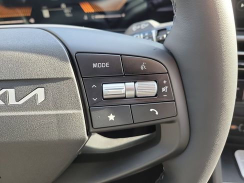 New 2026 Kia Sportage EX image 29