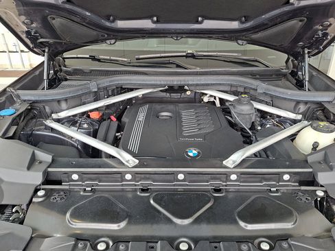 Used 2019 BMW X5 xDrive40i w/ Premium Package 2 AWD/4WD image 32
