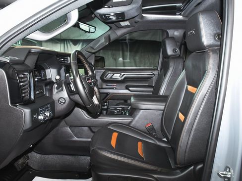 Used 2024 GMC Sierra 1500 AT4 w/ Technology Package image 49