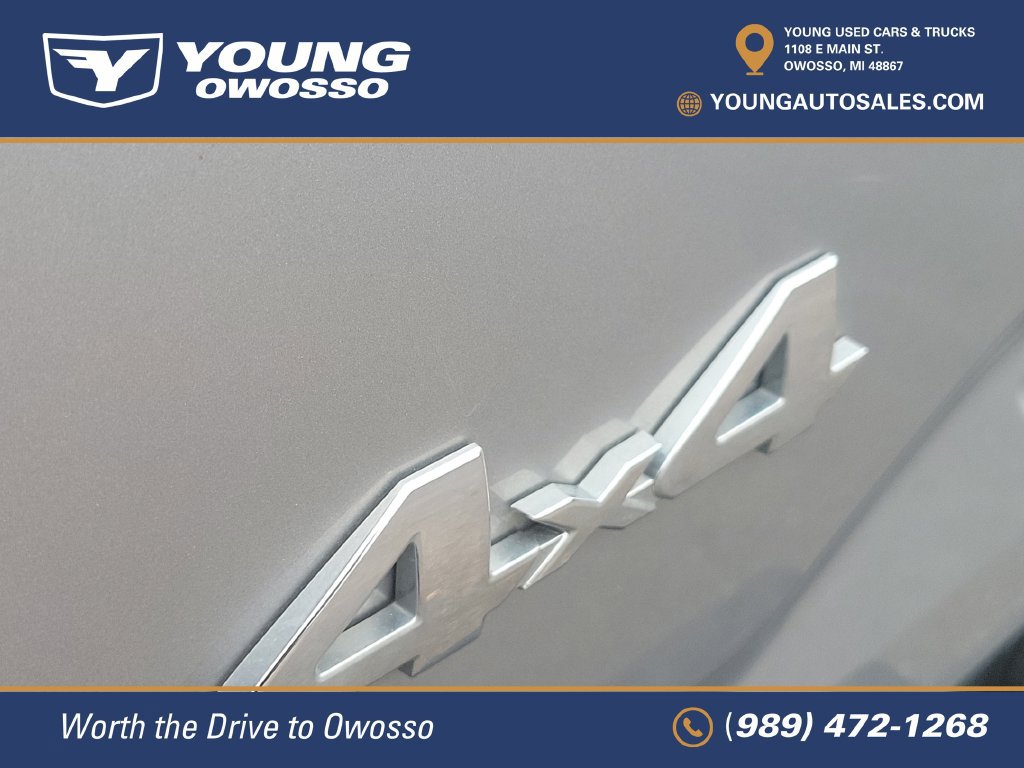 Used 2021 Toyota Tacoma SR5 AWD/4WD image 8