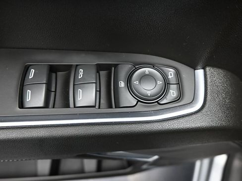 Used 2024 Chevrolet Silverado 1500 LT Trail Boss w/ Protection Package image 18