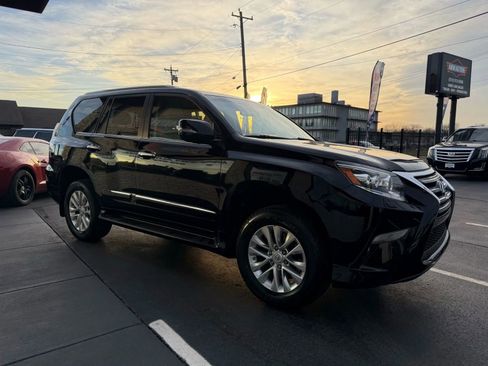 Used 2018 Lexus GX 460 image 11