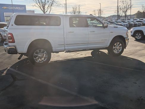 Used 2022 RAM 2500 Limited image 10