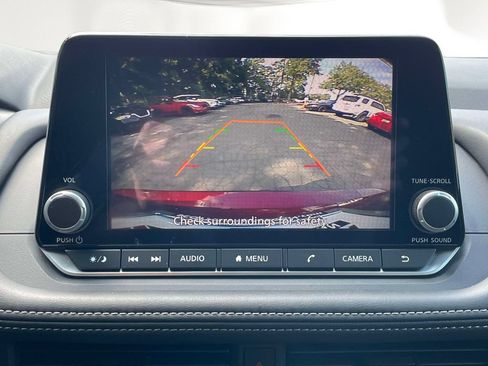 Used 2026 Nissan Rogue S FWD image 26