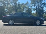 Used 2016 Ford Fusion Energi SE image 6