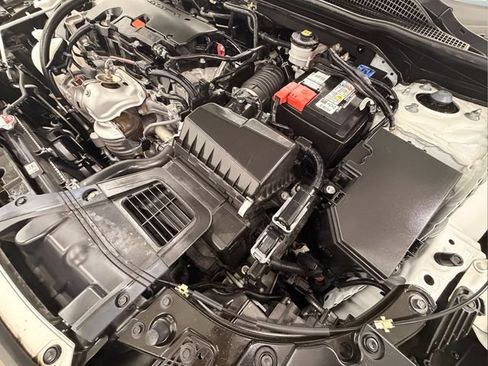 Used 2023 Honda Civic Sport image 11
