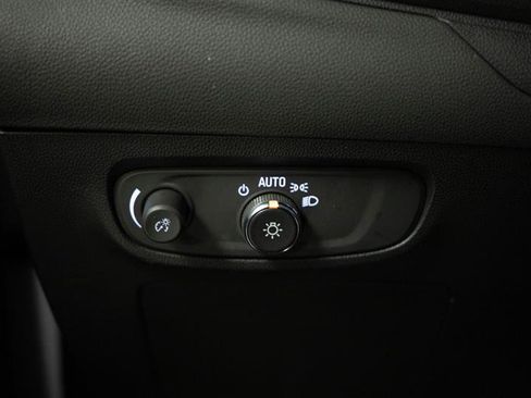 Used 2024 Buick Encore GX Sport Touring image 27