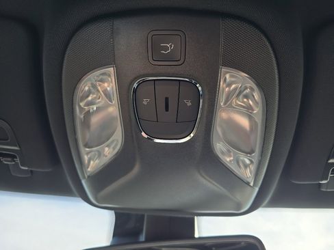 New 2026 Jeep Compass Limited image 25