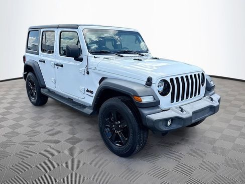 Used 2022 Jeep Wrangler Unlimited Sport AWD/4WD image 4