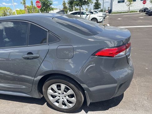 Used 2025 Toyota Corolla LE image 7