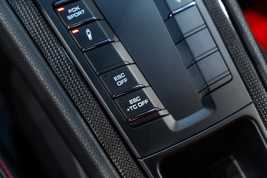 Used 2018 Porsche 911 GT2 RS RWD image 41