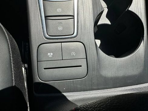 Used 2026 Ford Escape ST-Line AWD/4WD image 15