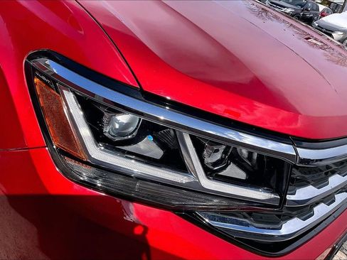 Used 2022 Volkswagen Atlas SE w/ Panoramic Sunroof Package image 27