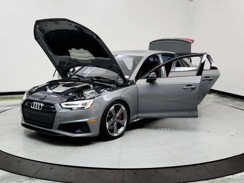 Used 2019 Audi S4 Prestige w/ Prestige Package image 9