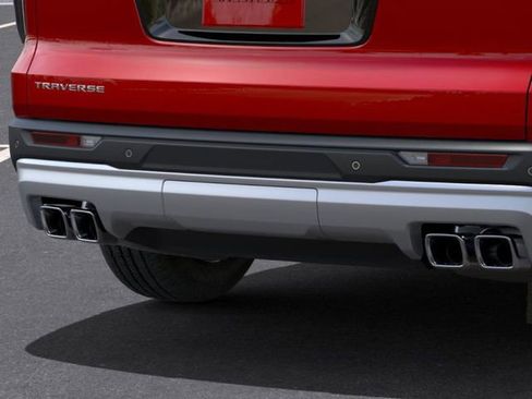 New 2025 Chevrolet Traverse LT image 14
