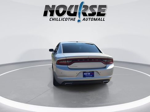 Used 2020 Dodge Charger SXT RWD image 7