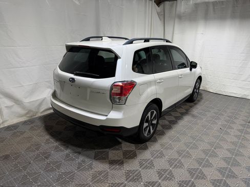 Used 2018 Subaru Forester 2.5i Premium image 6