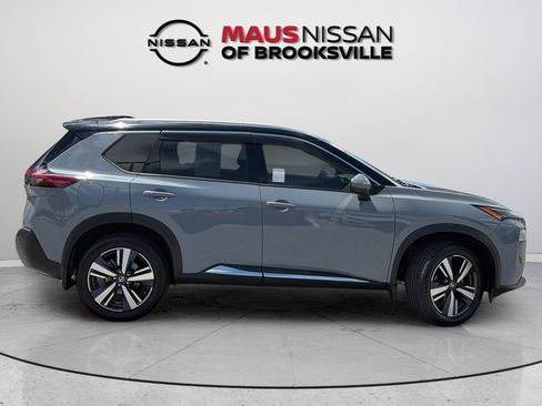 Used 2021 Nissan Rogue SL w/ Premium Package FWD image 13