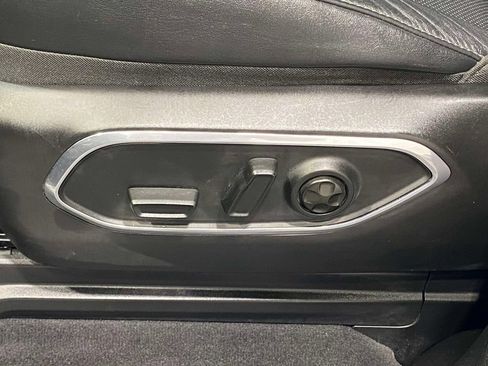 Used 2024 Jeep Wagoneer Series II AWD/4WD image 17