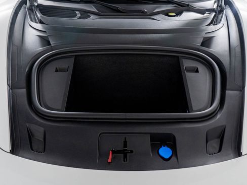 Used 2024 Porsche Taycan 4S w/ Premium Package image 46