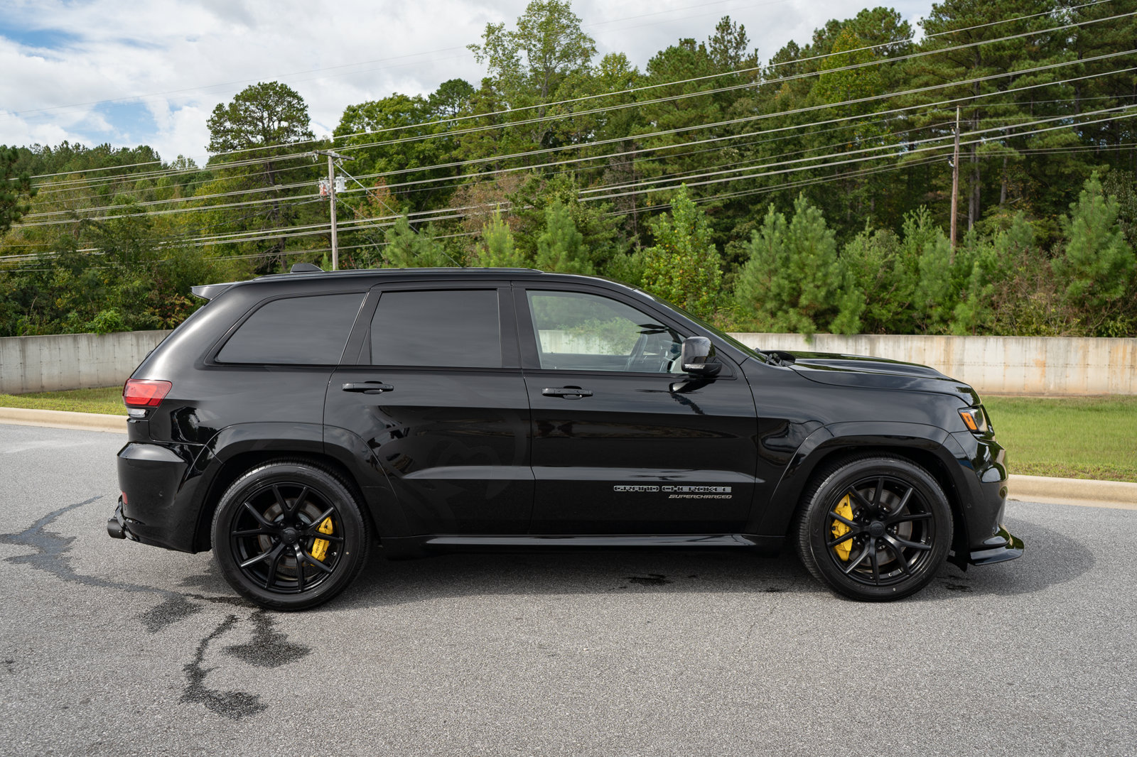 Used 2018 Jeep Grand Cherokee Trackhawk AWD/4WD image 23