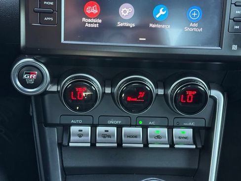 Used 2023 Toyota GR86 Premium RWD image 20