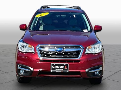 Used 2017 Subaru Forester 2.5i Limited w/ Popular Package #2 AWD/4WD image 3