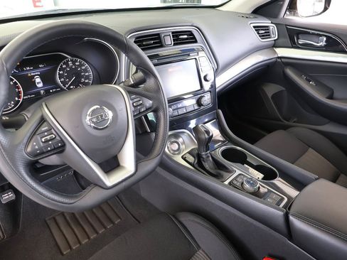 Used 2020 Nissan Maxima 3.5 S w/ Floor Mat Group FWD image 38