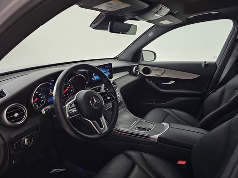Certified 2022 Mercedes-Benz GLC 300 4MATIC w/ Premium Package Lite image 7