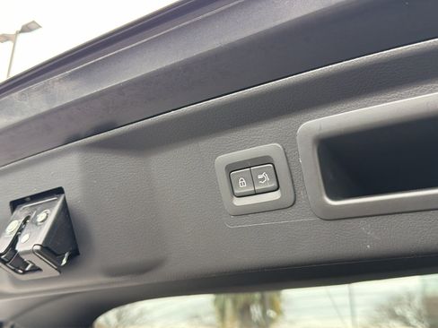 Certified 2025 MAZDA CX-50 AWD 2.5 S w/ Preferred Package image 31