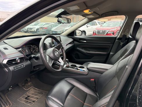 Used 2022 Nissan Altima 2.5 SR image 5