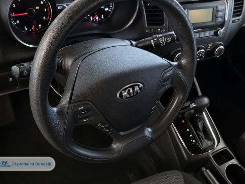 Used 2017 Kia Forte LX FWD image 8
