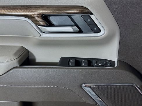 New 2026 Chevrolet Silverado 2500 LT w/ Texas Edition image 16