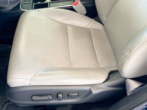 Used 2016 Honda CR-V Touring image 21
