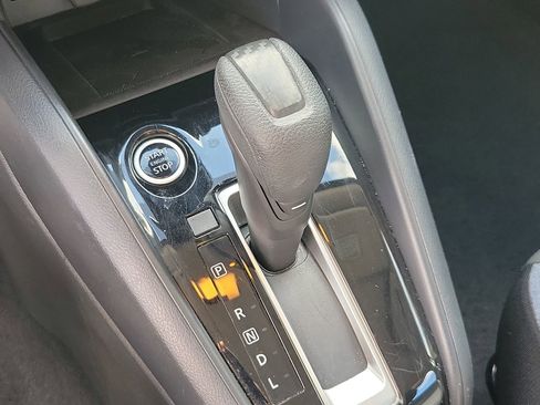 Used 2025 Nissan Versa SV FWD image 26