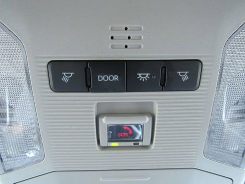 Used 2025 Toyota RAV4 LE image 45