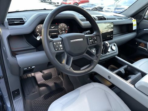 New 2025 Land Rover Defender 110 S AWD/4WD image 22