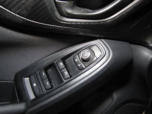 Used 2022 Subaru Crosstrek 2.0i Premium w/ Popular Package #3 image 11