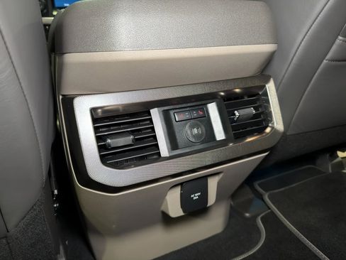 Used 2025 Ford F450 Platinum w/ Platinum Plus Package AWD/4WD image 19