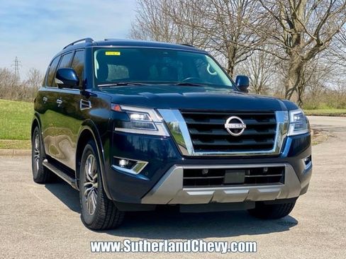 Used 2023 Nissan Armada SL w/ Captain's Chairs Package image 9